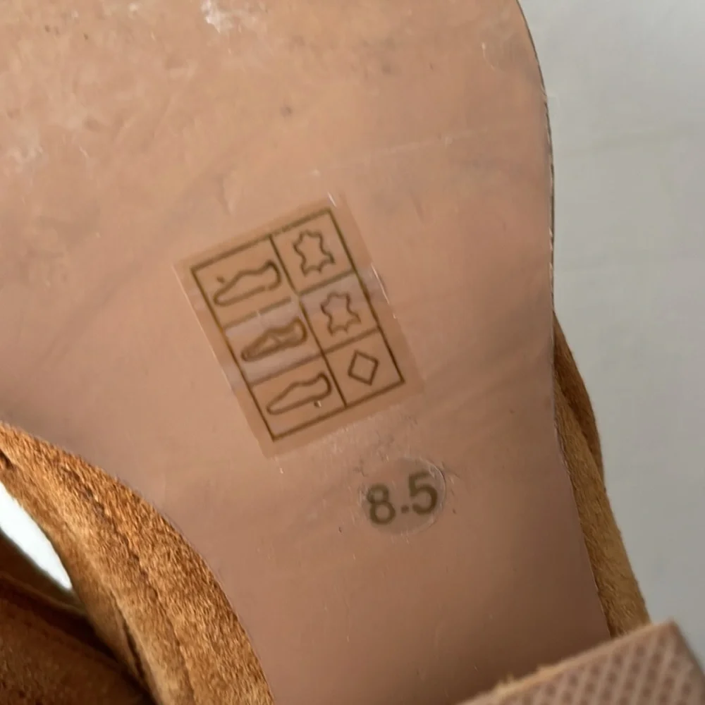 Jeffrey Campbell suede chunky heel boots or booties ankle boots caramel color - Picture 9 of 13